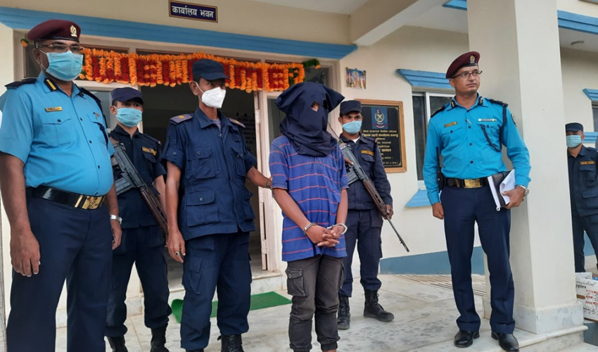 १२ वर्षीया बालिकाको बलात्कारपछि हत्या गर्ने किशोर कारागारबाट भागे!