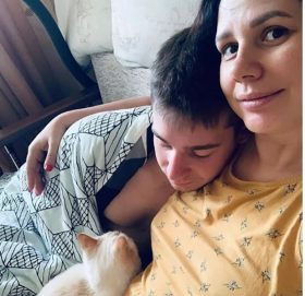 सौतेनी छोरासँग बिहे गरेकी रुसी ब्लगर आमा बन्दै