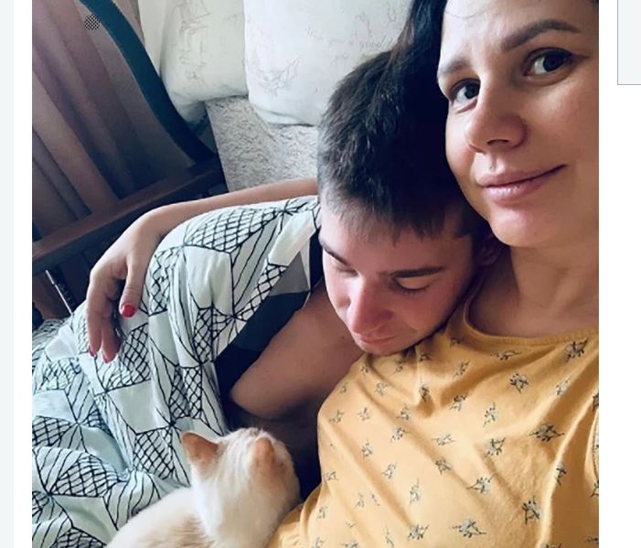 सौतेनी छोरासँग बिहे गरेकी रुसी ब्लगर आमा बन्दै