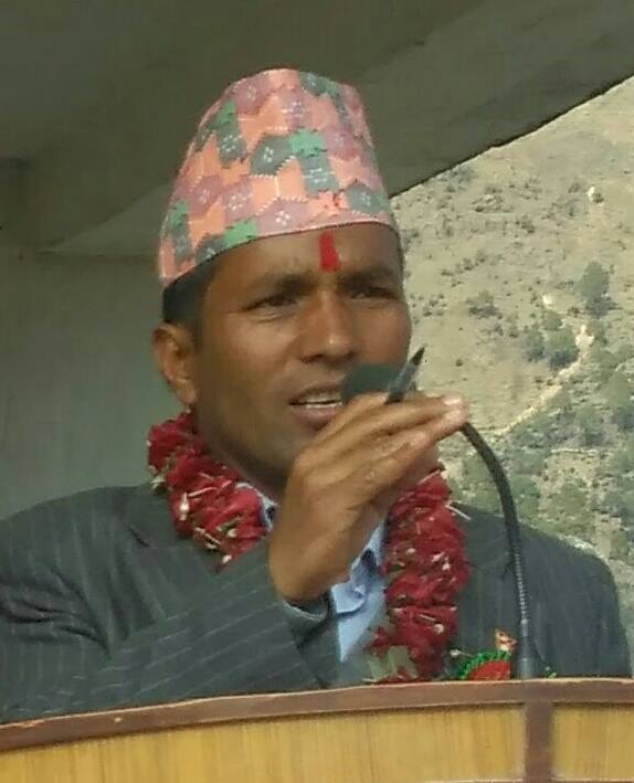 नेकपामा चरम गुटबन्दि चलिरहेका बेला मौन छन्, सांसद बल्देब रेग्मि