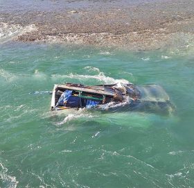 भेरी नदीमा बस खस्दा १ जनाको मृत्यु, २ जना घाइते