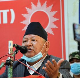 ‘तस्करी तपाई गर्ने, अनि यो सोझो मगरलाई आरोप लगाउने ?’