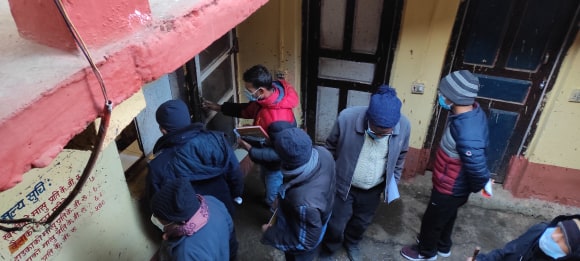 बाजुरा सदरमुकामका माशु पशलको अनुगमन