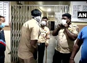 भारतको अस्पतालमा भीषण आगलागी, १० नवजातको मृत्यु