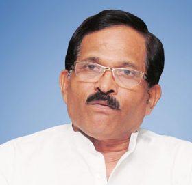 सडक दुर्घटनामा भारतका केन्द्रीय मन्त्री घाइते, श्रीमतीको निधन