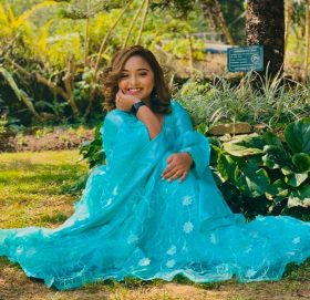 फिल्मका कलाकारले दोहोरीको भिडियो खेल्नु वाध्यता होः करिष्मा ढकाल