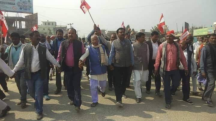 संसद विघटनको कदमका विरोधमा कांग्रेस कार्यकर्ताहरूले गौरमा बिरोध प्रदर्शन