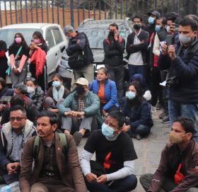 घोषणापत्र जारी गर्दै बृहत नागरिक आन्दोलनले भन्यो- ‘नेपाली सेना टुँडिखेल छोड’