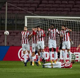 मेस्सीको ६५० औँ गोलमा बार्साको जीत