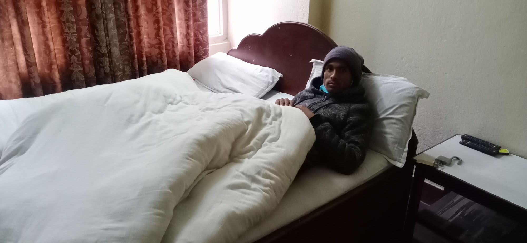 आर्थिक अभाबमा बोनम्यारो क्यान्सर पिडित लाल शाह काठमाडौमा अलपत्र