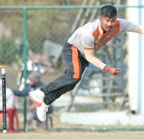 पीएम कप क्रिकेटमा बेस्ट ११