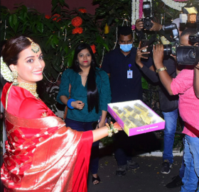 दोस्रो पटक दुलही बन्दा यस्ती देखिइन् दिया मिर्जा