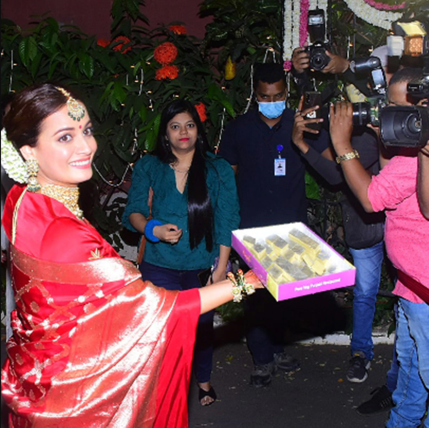 दोस्रो पटक दुलही बन्दा यस्ती देखिइन् दिया मिर्जा