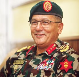 प्रधानन्यायाधीशसँग प्रधानसेनापतिको ‘विवादास्पद’ भेट