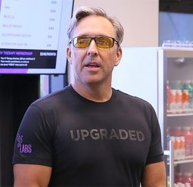 १८० वर्षसम्म बाँच्ने उपाय खोज्दै अमेरिकी करोडपति