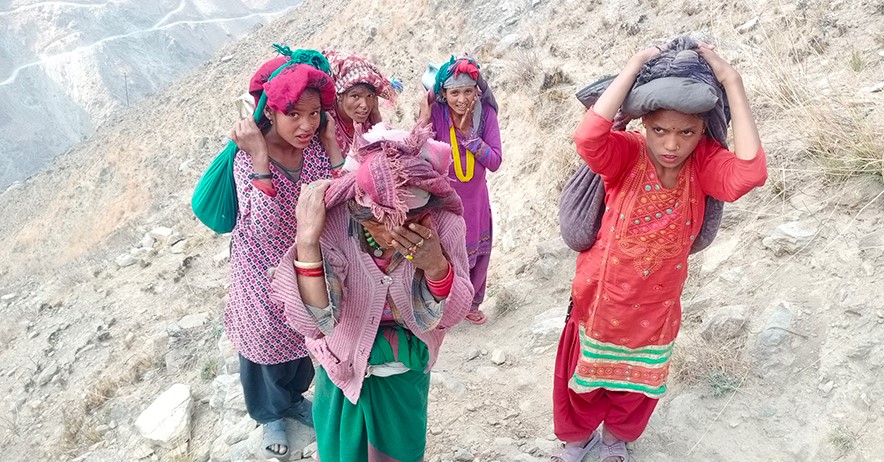 मुक्तिकोटको मार्मिक कथा : एउटा गाउँ, जहाँ २० वर्ष पुगेका अविवाहित महिला भेटिदैनन्