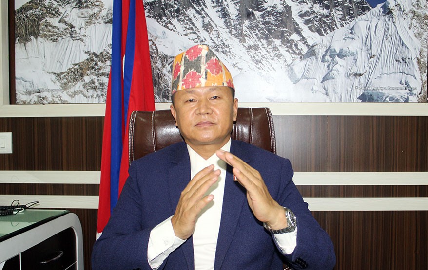 केपी-माधव एक ठाउँमा उभिदा मुख्यमन्त्री राई झन् शक्तिशाली