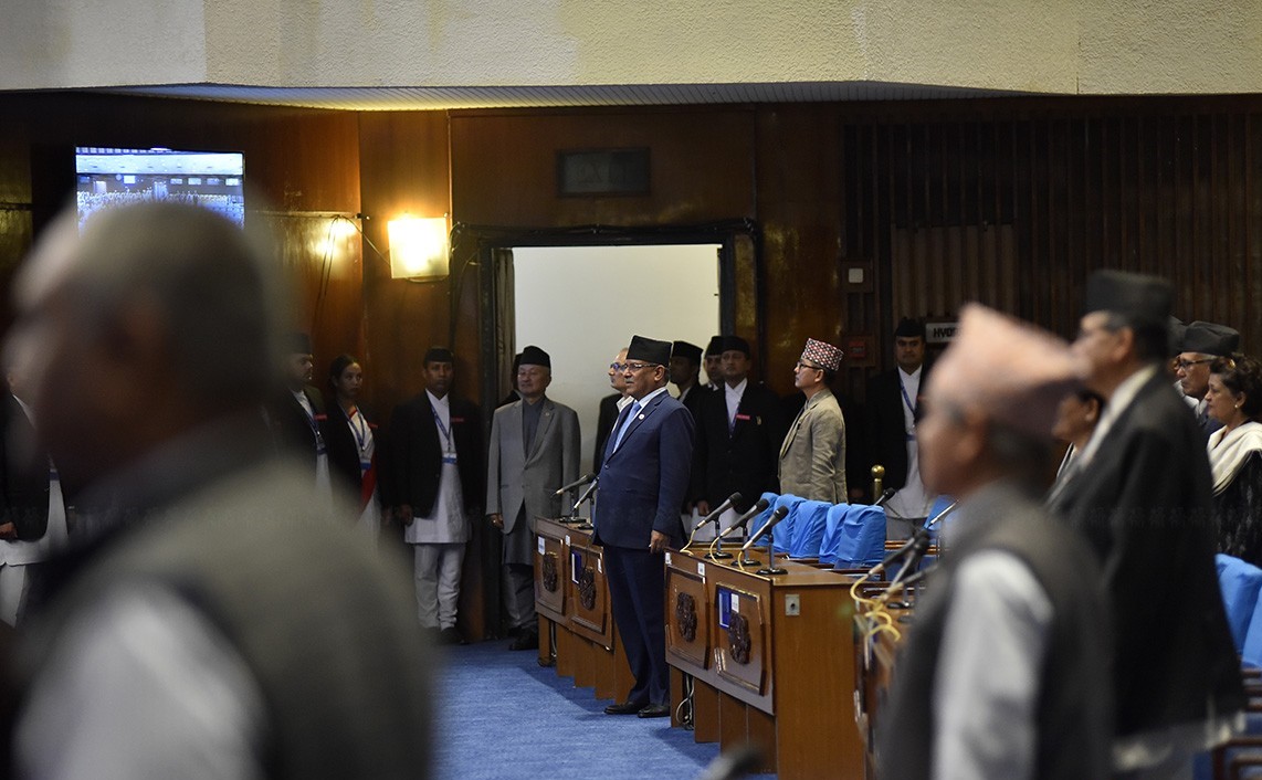 नेकपा संसदीय दलमा कसको बहुमत ?