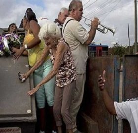 जहाँ मानिसलाई जिउँदै गाड्ने गरिन्छ !