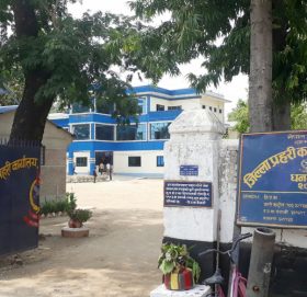 धनगढीमा बरामद भएका सामान चोर्ने ४ प्रहरी नियन्त्रणमा, डीएसपी विष्टले लुकाए सूचना