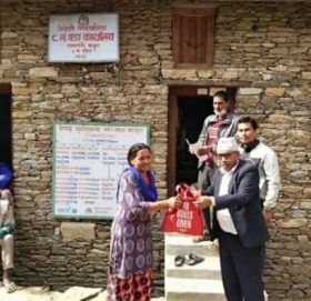 आलु खेतीलाई बढावा दिन त्रिवेणीमा ८६ कुईन्टल आलु वितरण गरिदै