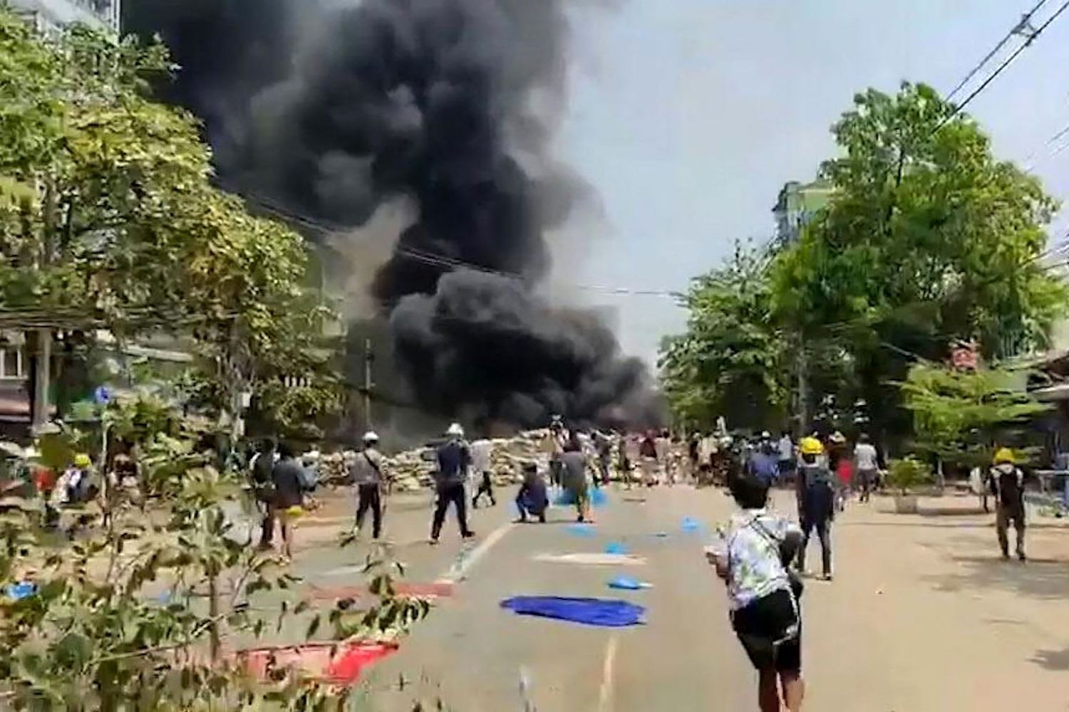 म्यान्मारमा प्रदर्शनकारीको हत्याले विश्वभर निम्त्यायो आक्रोश, १२ देशका रक्षामन्त्रीले गरे निन्दा