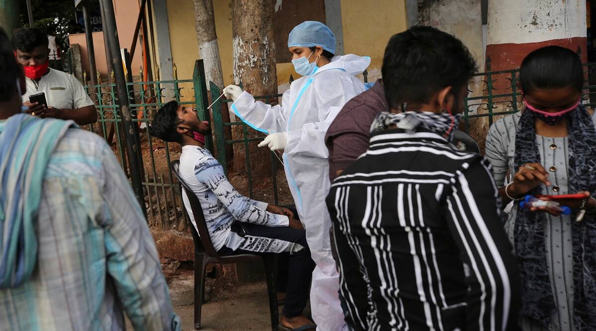 भारतमा कोरोना: संक्रमितको संख्यामा दिनदिनै नयाँ रेकर्ड, बिहीबार थपिए २ लाख १६ हजार