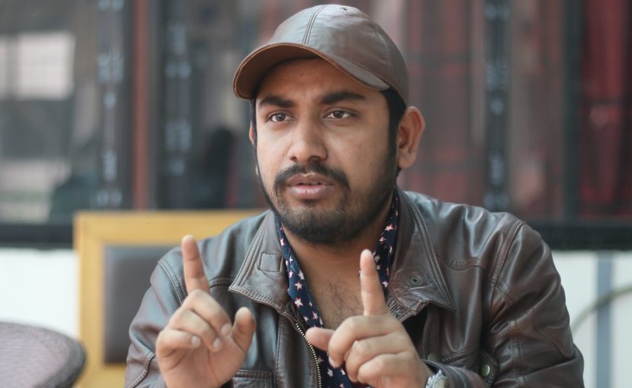 ‘गीत नचलेपछि विदेश जाउँ कि सोच्थें’