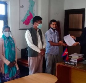 हलिया समुदाय : गाँसबासको सुरक्षा चाहियो भन्दै सिडियो कहाँ पुगे