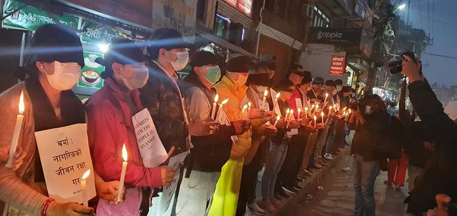 म्यानमारका नागरिकको जीवन रक्षाको माग गर्दै मैनवत्तीसहित प्रदर्शन