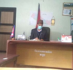 जिल्लाकाे बिकाशमा पछि हट्दैन : प्रजिअ अधिकारी