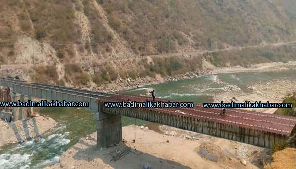 बझाङको झनाना मोटरेवल पुल निर्माणको  ९० प्रतिशत काम सम्पन्न,असार मसान्त सम्पन्न सम्पन्न हुने