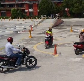 १ वर्षका लागि परीक्षणकालीन लाइसेन्स दिने तयारी