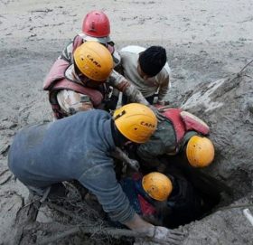 भारतको उत्तराखण्डमा हिमताल फुट्दा ८ जनाको मृत्यु, ३ सय ८४ जनाको उद्धार