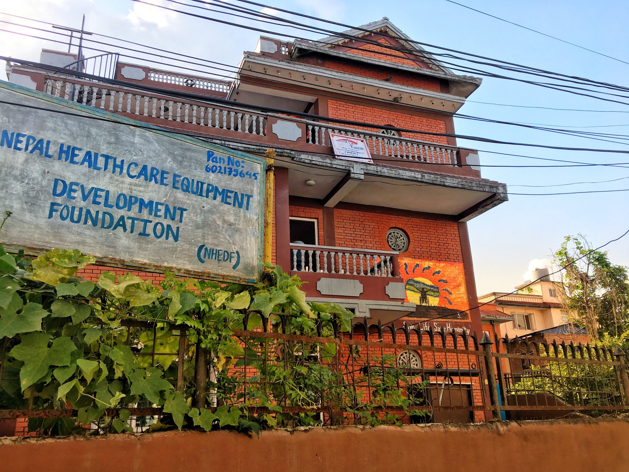 NHEDF र नमिता शाहले बाजुरामा अक्सिजन ब्यबस्थापनका लागि ५० हजार सहयोग