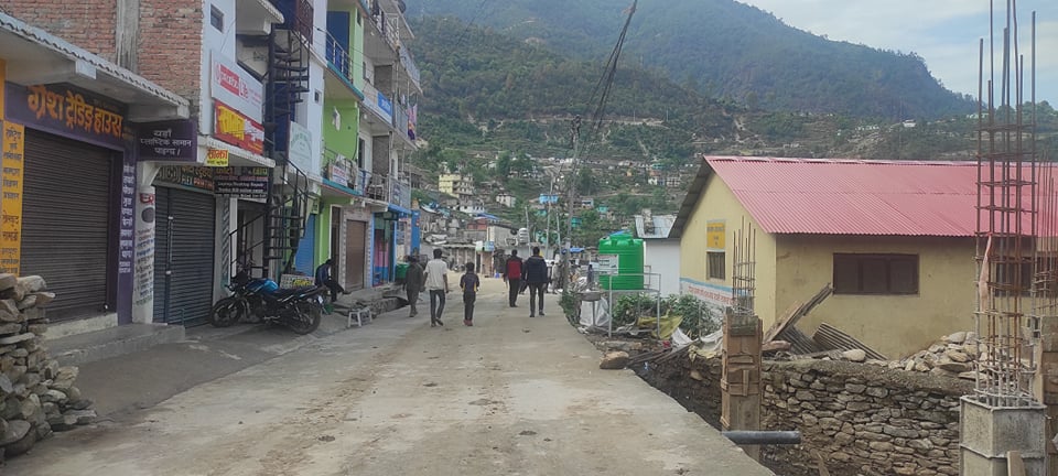 बाजुरामा लकडाउनको चौथो दिन कस्ताे छ बजार क्षेत्र ? ( फोटो फिचर)