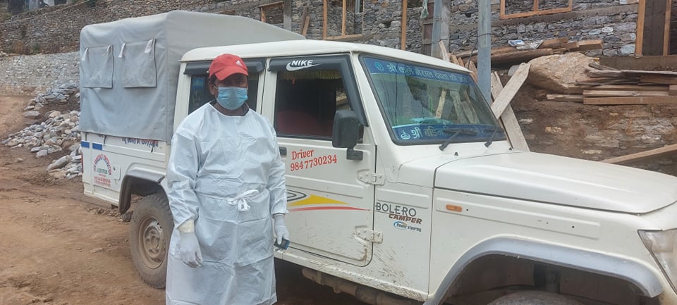 बडिमालिकाले कोरोनाका बिरामी र शव बोक्नलाई गाडि भाडामा लग्यो
