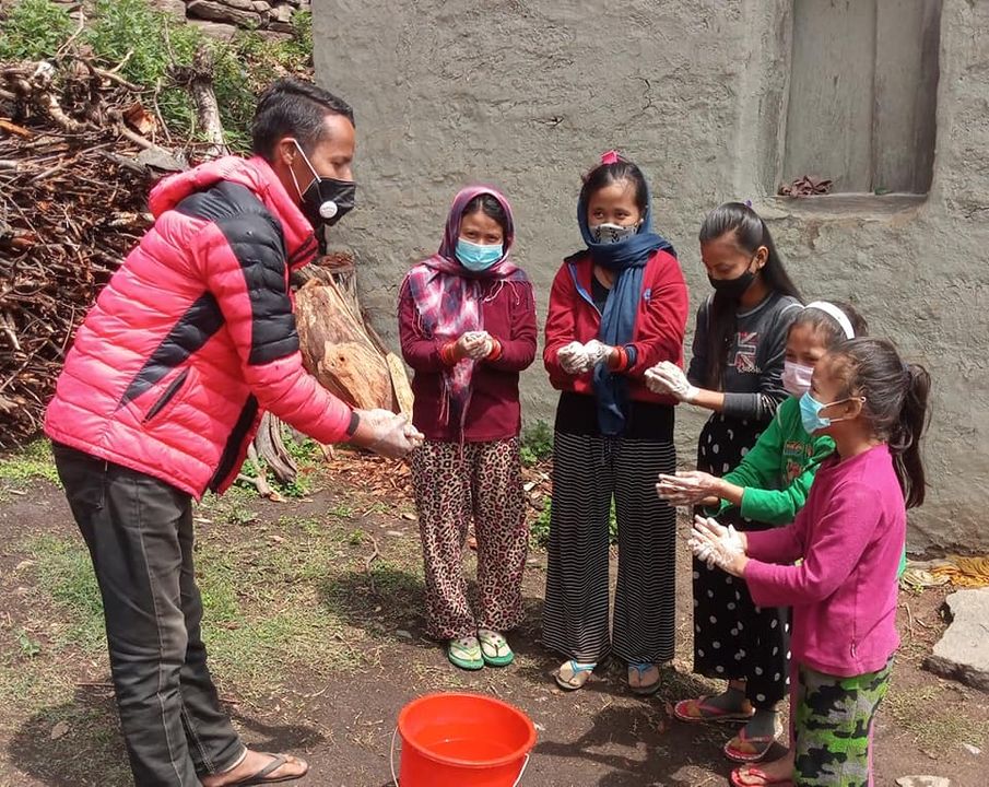 कोरोनाका कहर बाट सचेतना फैलाउदै