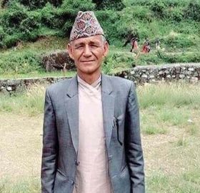 गाउँपालिका अध्यक्षले गरे एक लाख सहयोग