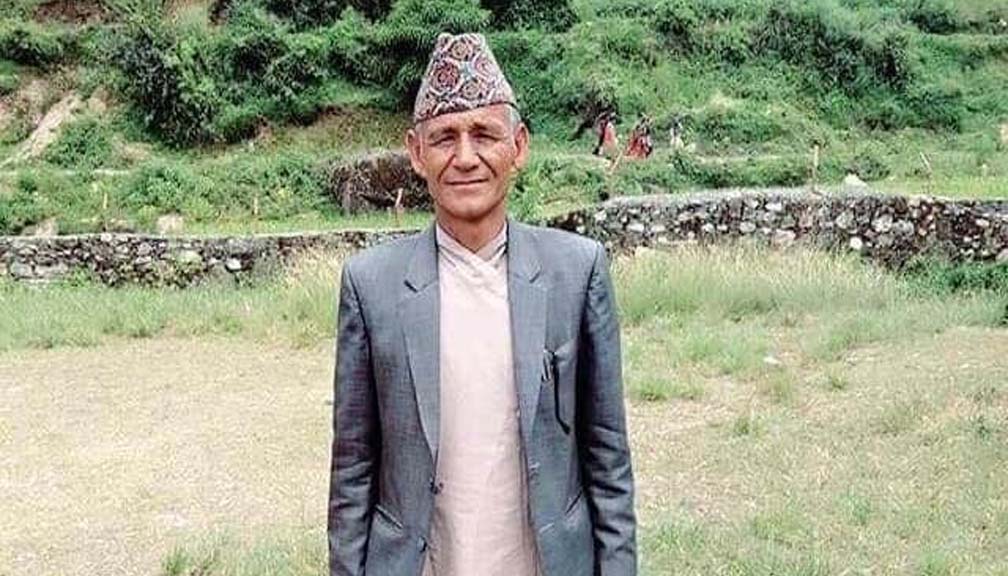 गाउँपालिका अध्यक्षले गरे एक लाख सहयोग