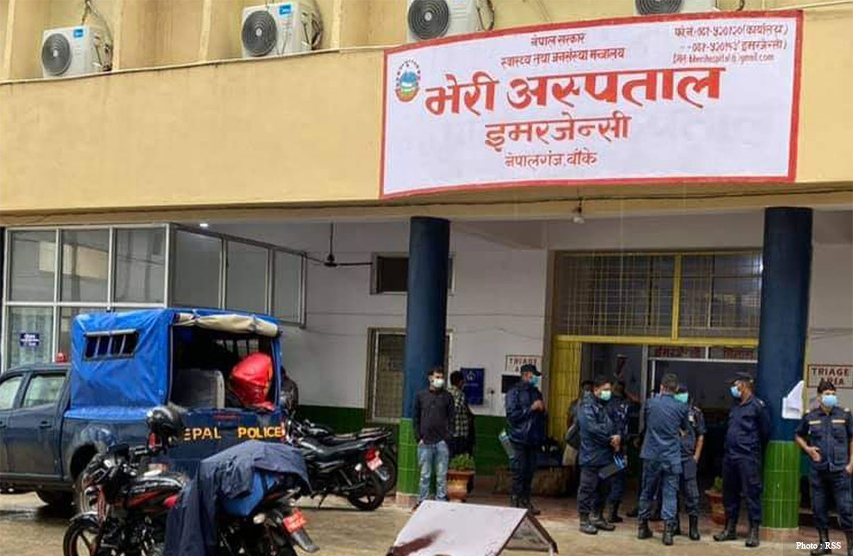 स्वास्थ्यकर्मीमाथि आक्रमण : कारबाही गर्ने कानून छैन