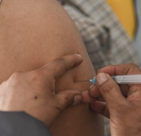 दुवै मात्रा खोप लिएकामा जटिल समस्या नगण्य