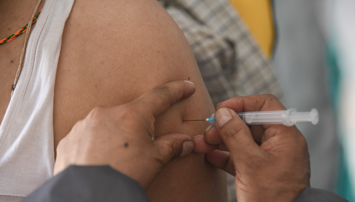 नेपालमा कोरोना खोपः यी हुन् तपाईंले जान्नैपर्ने १० कुरा