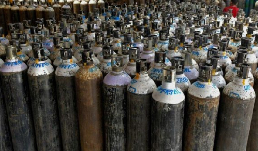 सरकारले एकसाता भित्र चीनबाट २० हजार अक्सिजन सिलिण्डर ल्याउने