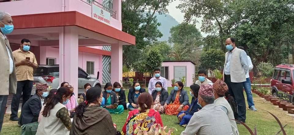 लुम्बिनीमा मुख्यमन्त्री पोखरेलविरुद्ध ४२ सांसदको हस्ताक्षर, बन्ला नयाँ सरकार ? (हस्ताक्षरसहित)