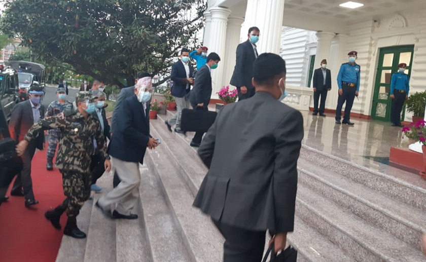 जेठ २ गते वरपर रहेर समस्या समाधान गर्ने एमालेमा सहमति