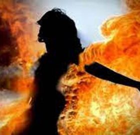 बाजुरा त्रिवेणीमा १४ बर्षिया बालिकालाई पेट्रोल छर्केर आगो लगाईयो