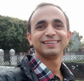 मालिका माबिका शिक्षक प्रमोद नेपालद्धारा अक्सिजन ब्यबस्थापनका लागि ५ हजार सहयोग