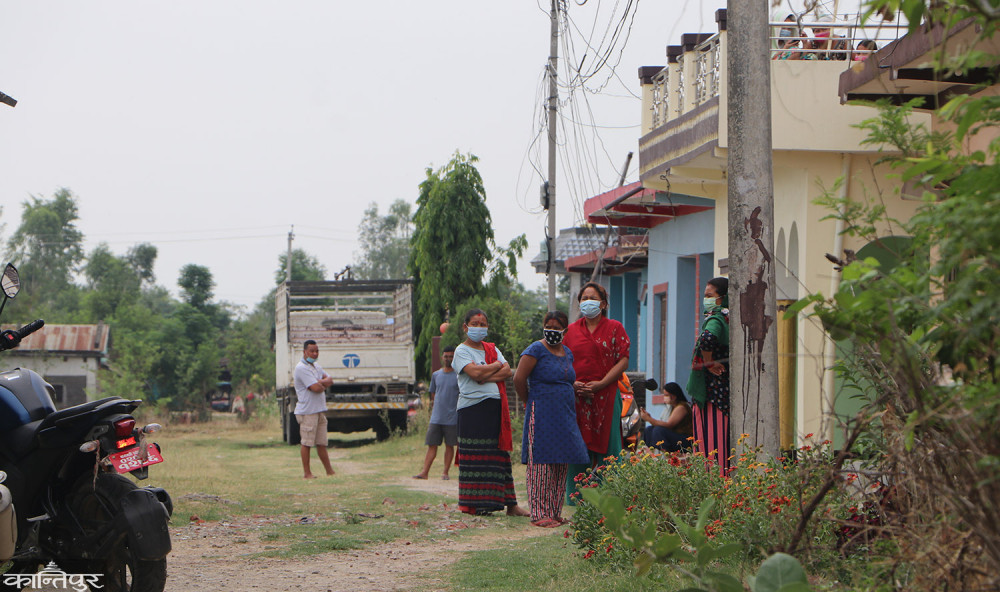 दिनभरि खोज्दा अस्पतालमा बेड पाइएन, अस्पताल प्राङ्गणमै गयो ज्यान