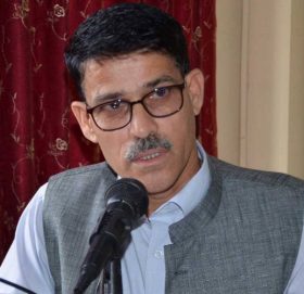 सुदूरपश्चिमका मुख्यमन्त्री भट्टको पद जोगियो, पाए ३० मत